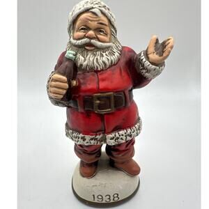 Vintage santa clause figurine from 1988 with the front date of 1938